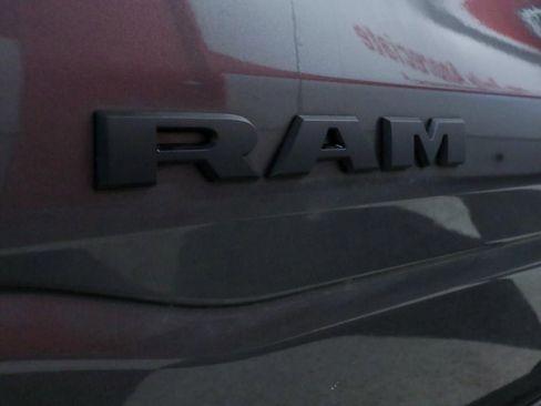Used 2022 RAM 1500 Laramie AWD/4WD image 34