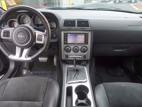 Used 2013 Dodge Challenger SRT8 w/ Harman Kardon Audio Group image 13
