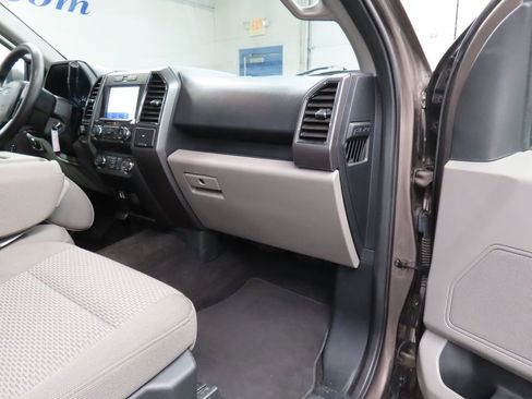 Used 2020 Ford F150 XLT image 27