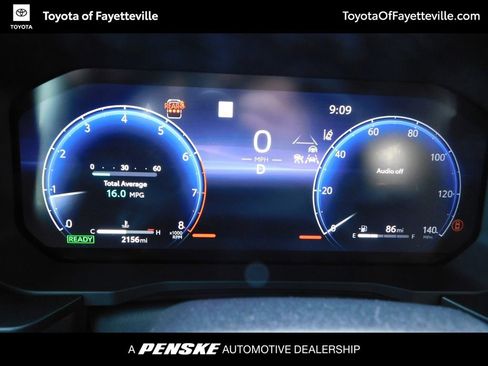 Used 2025 Toyota Land Cruiser image 6