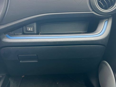 Used 2013 Toyota Prius C Two FWD image 10