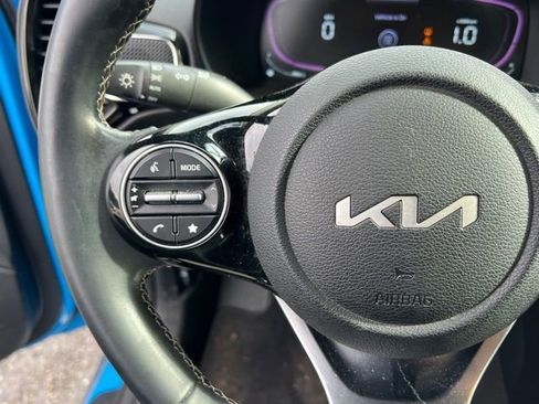Certified 2023 Kia Soul GT-Line FWD image 22