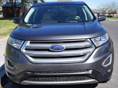 Used 2017 Ford Edge Titanium w/ Technology Package FWD image 19