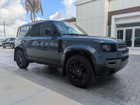 Certified 2024 Land Rover Defender 110 X-Dynamic SE AWD/4WD image 3