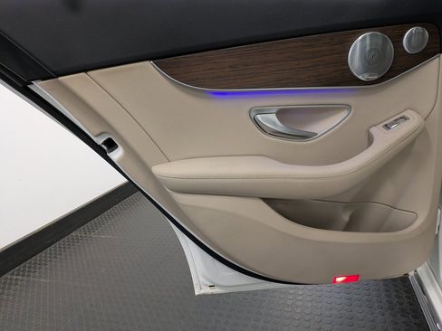 Used 2020 Mercedes-Benz C 300 4MATIC Sedan image 22