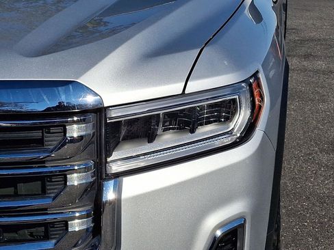 Used 2020 GMC Acadia SLT image 8