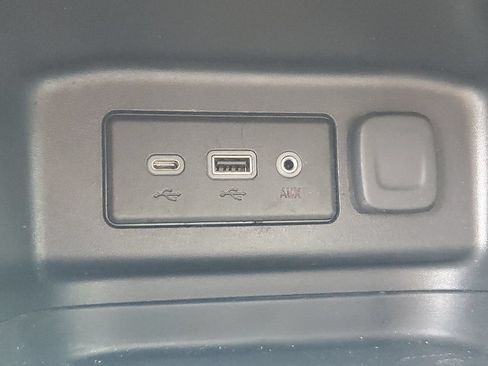 Used 2022 Chevrolet Equinox LT AWD/4WD image 28