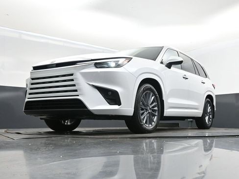New 2026 Lexus TX 350 FWD image 39
