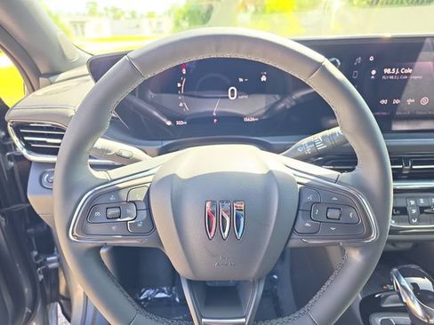 Certified 2025 Buick Envista Sport Touring w/ Convenience I Package FWD image 22