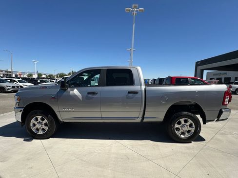 Certified 2024 RAM 2500 Big Horn AWD/4WD image 3
