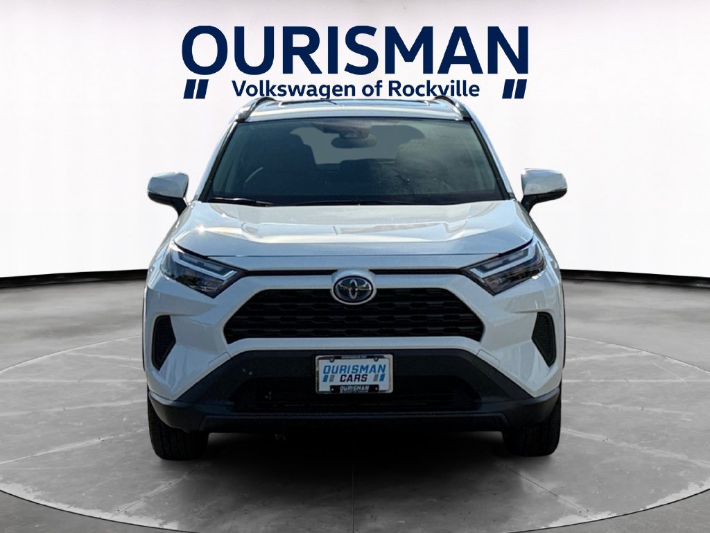 Used 2024 Toyota RAV4 XLE w/ Convenience Package AWD/4WD image 8
