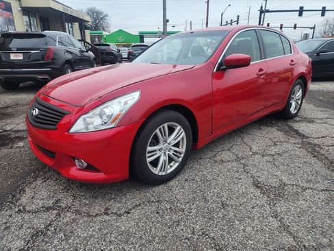 Used 2013 INFINITI G37 x Sedan w/ Premium Pkg AWD/4WD image 3