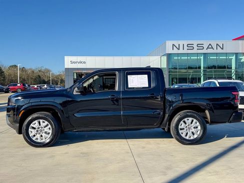 Used 2022 Nissan Frontier SV image 6