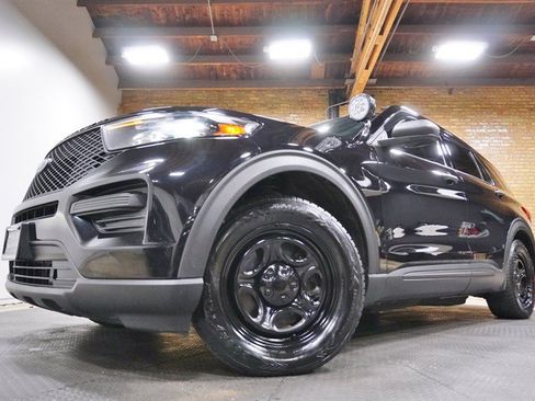 Used 2020 Ford Explorer 4WD Police Interceptor image 3