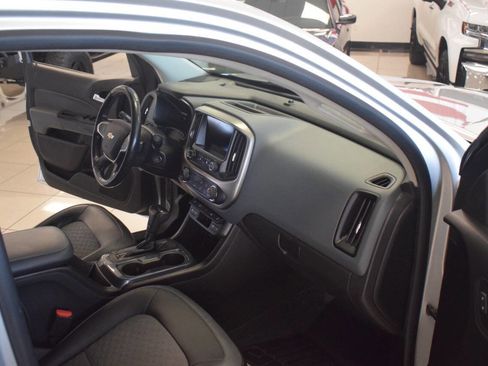 Used 2018 Chevrolet Colorado Z71 AWD/4WD image 44