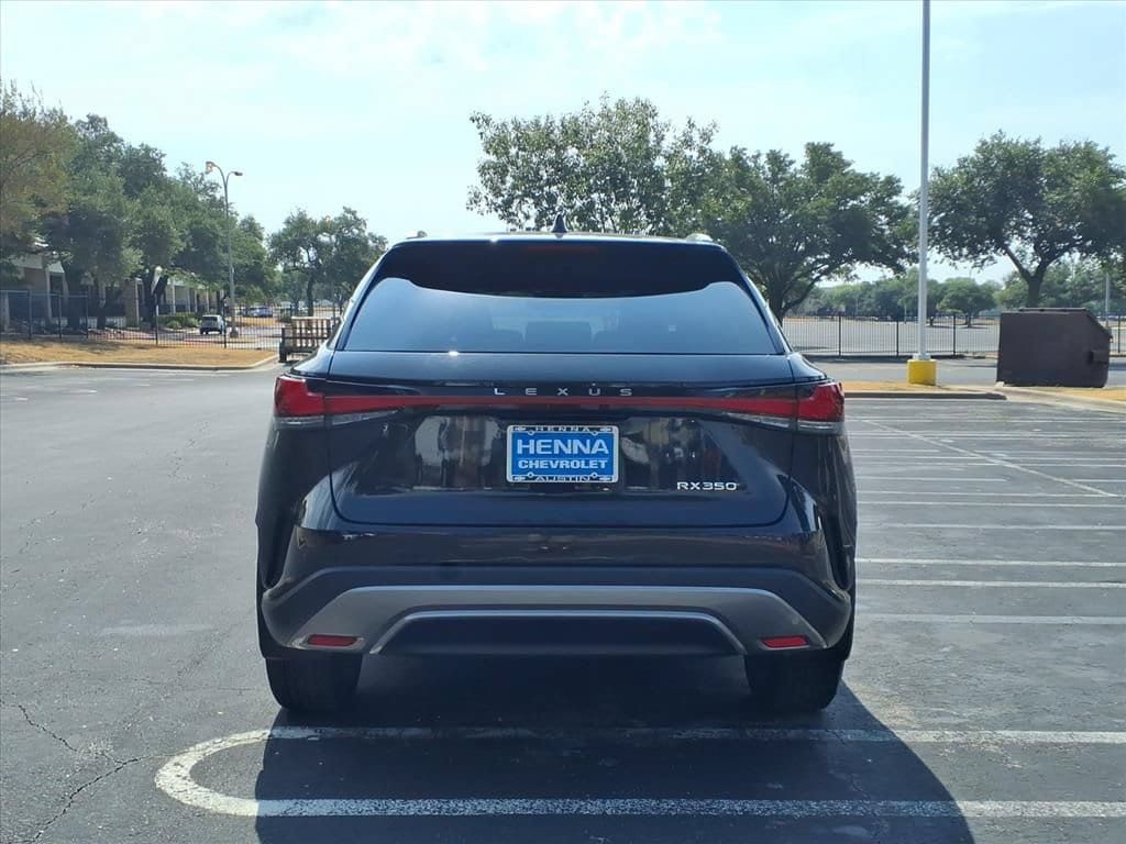 Used 2025 Lexus RX 350 Premium w/ Convenience Package FWD image 7