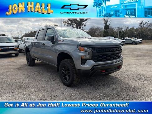 New 2026 Chevrolet Silverado 1500 Custom Trail Boss AWD/4WD image 1
