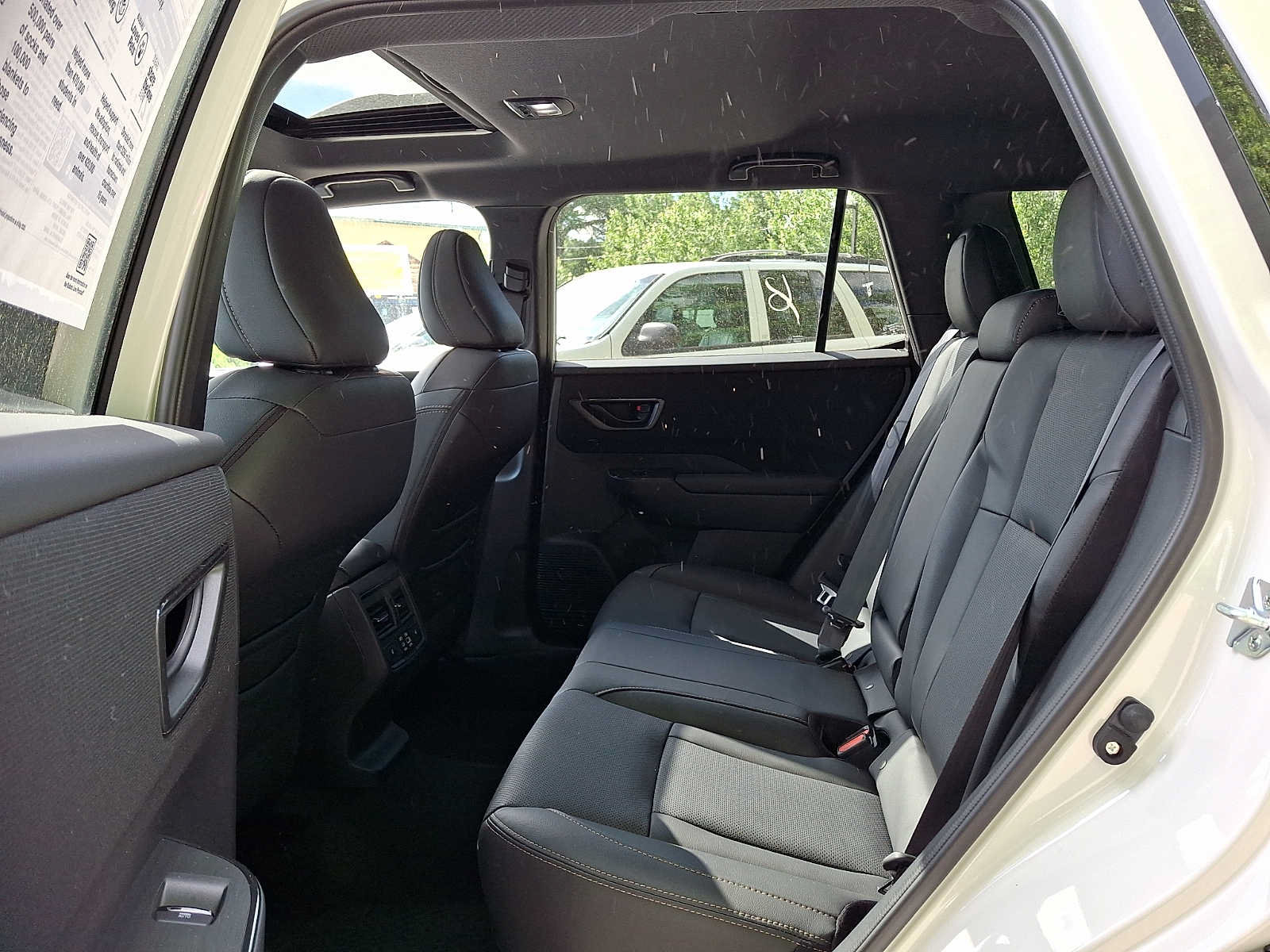 New 2026 Subaru Outback Limited AWD/4WD image 8