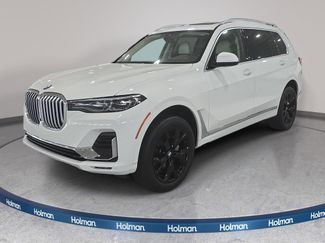 Used 2022 BMW X7 xDrive40i w/ Premium Package video 1