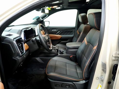 Used 2023 GMC Canyon AT4 w/ Canyon Safety Plus Package image 10