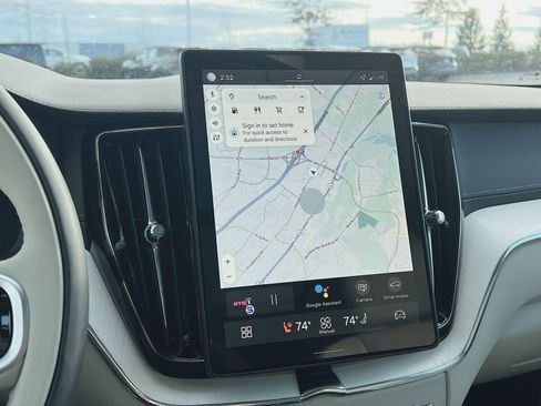 New 2026 Volvo XC60 B5 Ultra w/ Protection Package Premier image 20