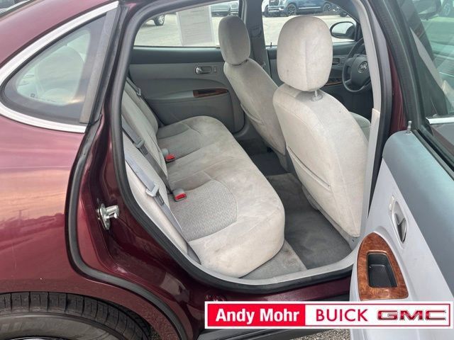 Used 2006 Buick LaCrosse CX FWD image 32