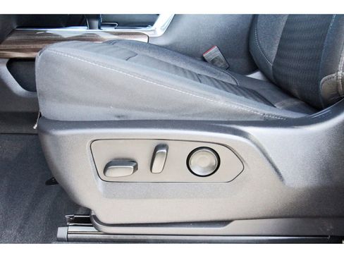 Used 2023 Chevrolet Silverado 1500 LT image 27