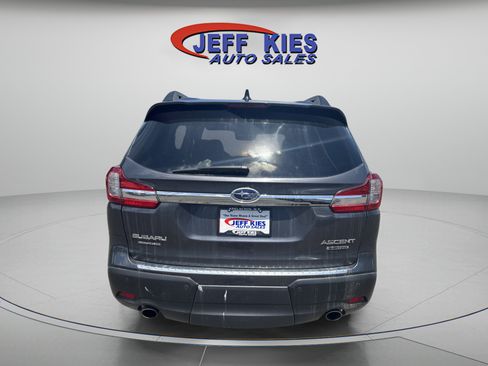 Used 2022 Subaru Ascent Limited w/ Technology Package AWD/4WD image 3