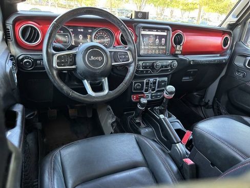 Used 2018 Jeep Wrangler Unlimited Rubicon w/ Dual Top Group AWD/4WD image 20
