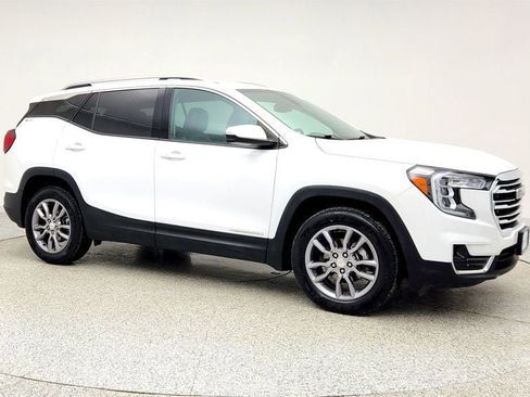 Used 2022 GMC Terrain SLT AWD/4WD image 3