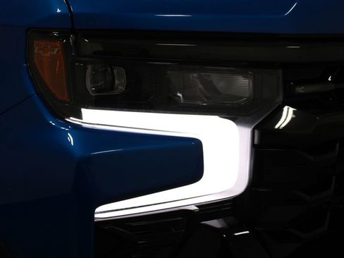 Used 2024 Chevrolet Silverado 1500 ZR2 w/ Technology Package image 14