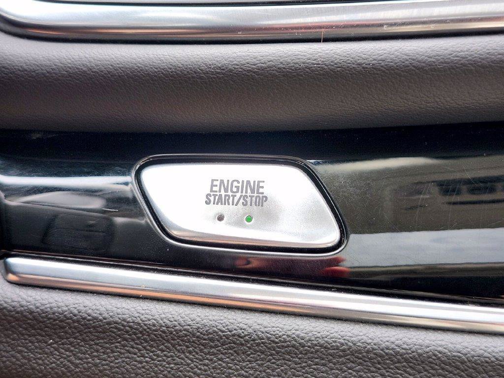 Used 2024 Buick Enclave Avenir w/ Avenir Technology Package AWD/4WD image 24