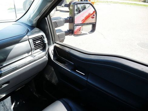 Used 2024 Ford F250 Lariat w/ Lariat Ultimate Package AWD/4WD image 25