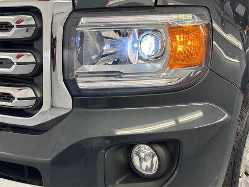 Used 2017 GMC Canyon SLT w/ Driver Alert Package image 33