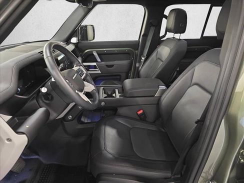 Used 2024 Land Rover Defender 130 X-Dynamic SE AWD/4WD image 14