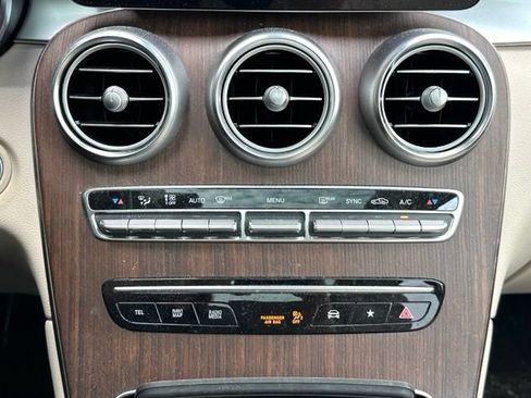 Certified 2021 Mercedes-Benz GLC 300 4MATIC image 27