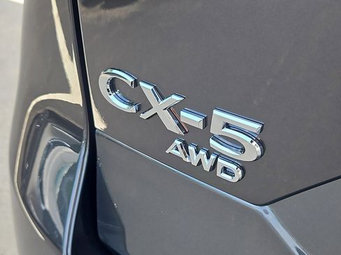 New 2025 MAZDA CX-5 AWD 2.5 S w/ Select Package image 4