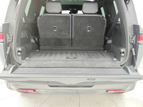 Used 2026 Rivian R1S Adventure AWD/4WD image 29