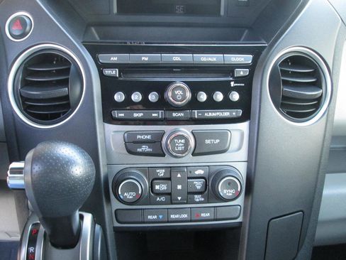 Used 2012 Honda Pilot EX image 32