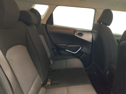 Used 2022 Kia Soul LX w/ Technology Package FWD image 19
