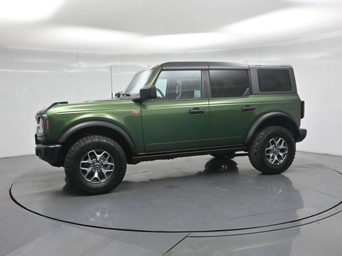 Certified 2025 Ford Bronco Badlands AWD/4WD image 30