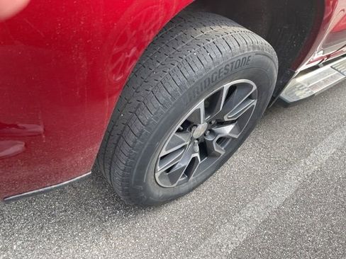 Used 2021 Chevrolet Silverado 1500 LT w/ Bed Protection Package image 10