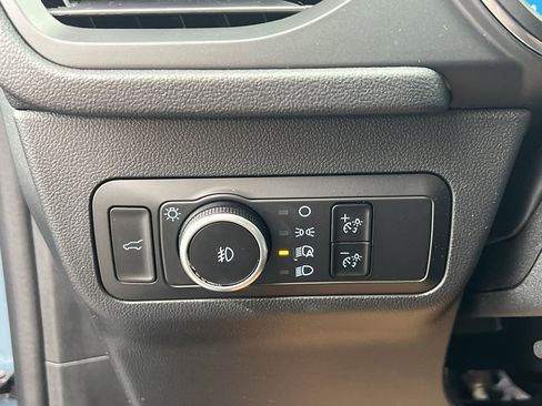 Used 2025 Ford Escape Platinum image 14