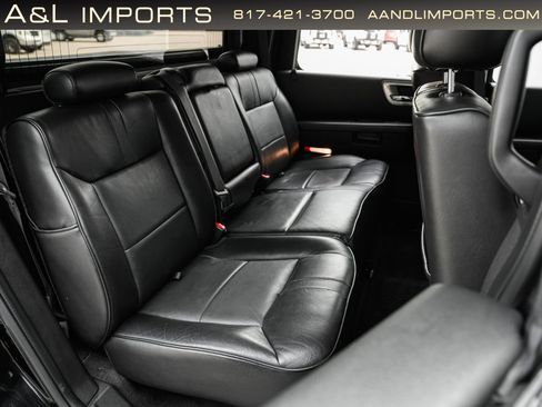 Used 2009 HUMMER H2 4WD 4dr SUT image 57