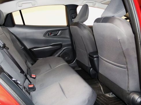 Used 2026 Toyota Prius LE FWD image 58