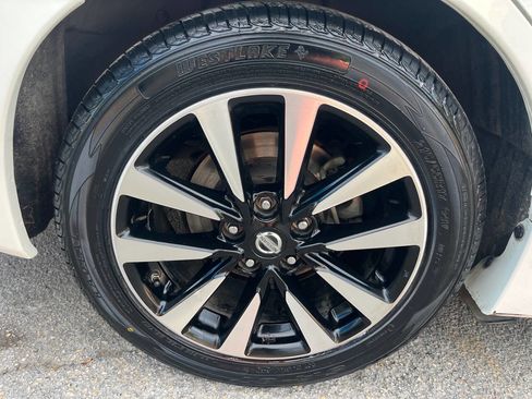 Used 2018 Nissan Altima 2.5 SV image 39