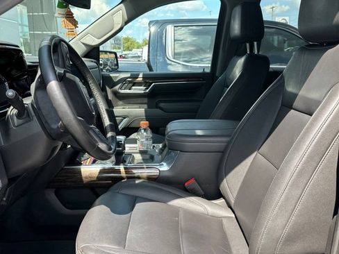 Used 2024 GMC Sierra 1500 Elevation w/ Elevation Premium Package AWD/4WD image 7
