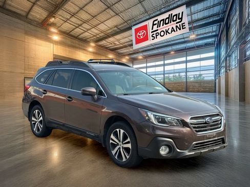 Used 2019 Subaru Outback 2.5i Limited w/ Popular Package #2 AWD/4WD image 3