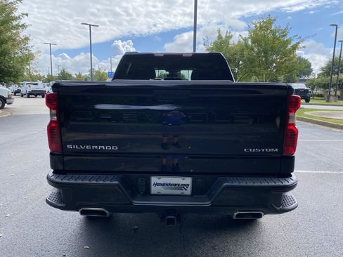 Used 2023 Chevrolet Silverado 1500 Custom Trail Boss AWD/4WD image 8