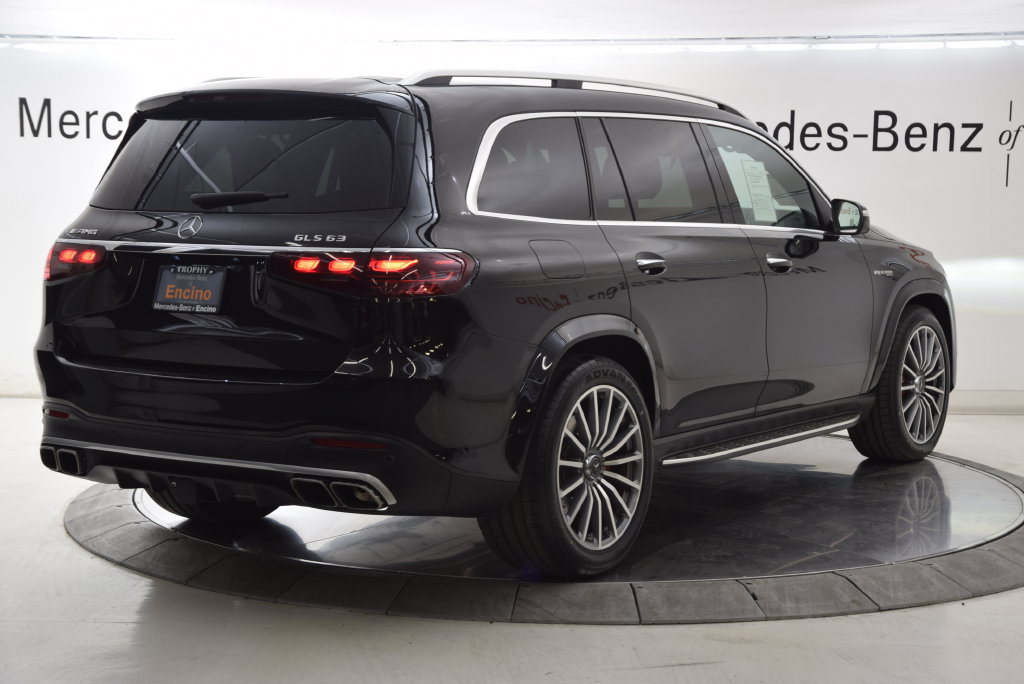Used 2025 Mercedes-Benz GLS 63 AMG 4MATIC image 6